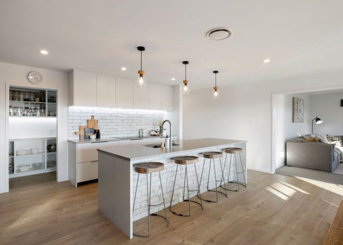  at 12 Wishbone Court, Flagstaff, Hamilton