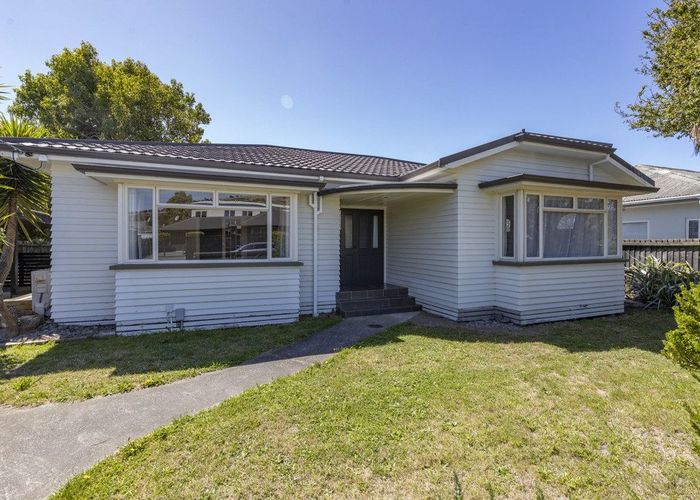  at 81 Barton Street, Woolston, Christchurch
