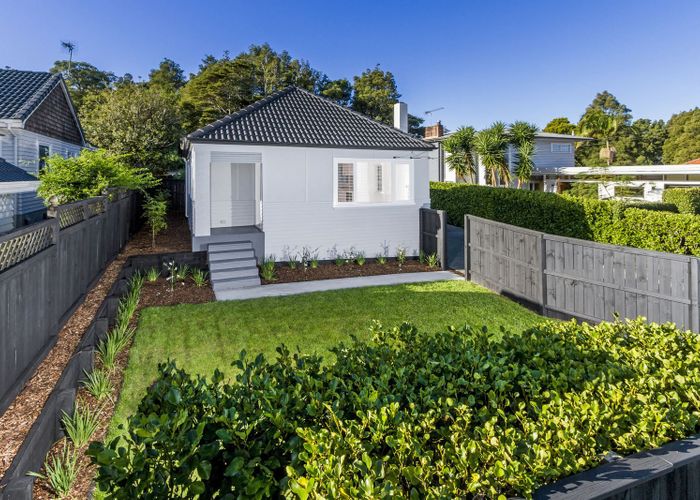  at 43 Hillcrest Avenue, Hillcrest, Rotorua