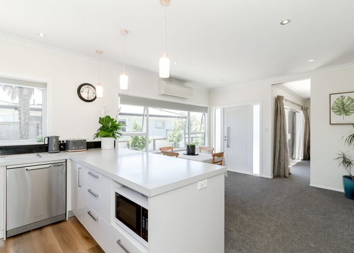  at 4 Pembroke Street, Taradale, Napier, Hawke's Bay