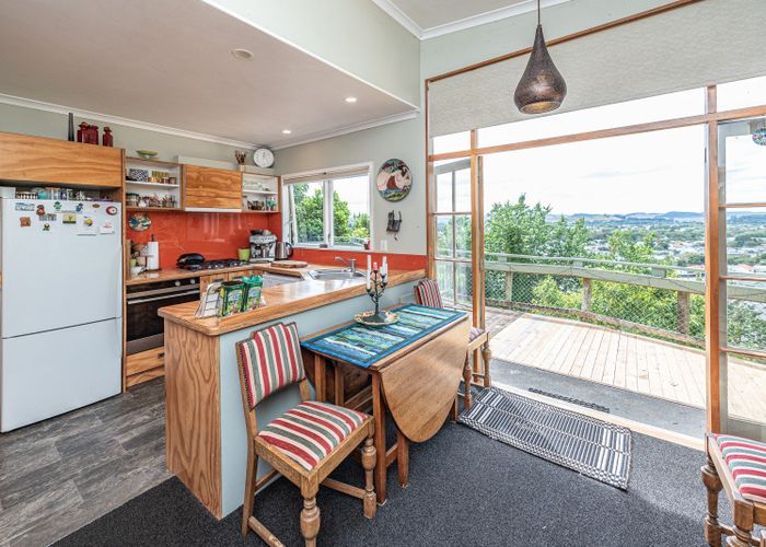  at 4 Great North Road, Saint Johns Hill, Whanganui