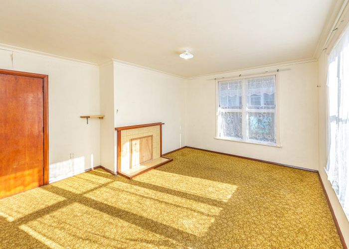  at 10 Churchill Crescent, Tawhero, Whanganui, Manawatu / Whanganui