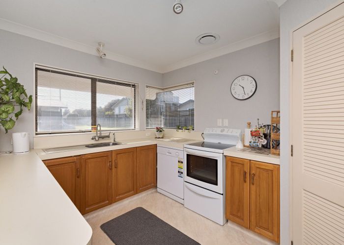  at 33A Percy Road, Papamoa, Tauranga, Bay Of Plenty
