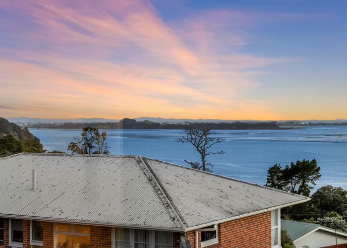  at 18 Gilfillan Street, Blockhouse Bay, Auckland