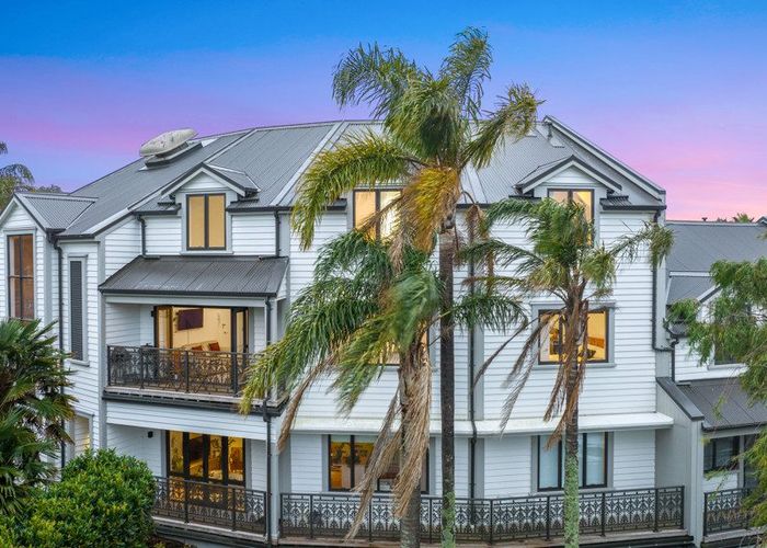  at 24/386 Richmond Road, Grey Lynn, Auckland