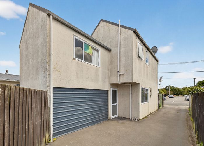  at 1/194 Hastings Street East, Waltham, Christchurch City, Canterbury
