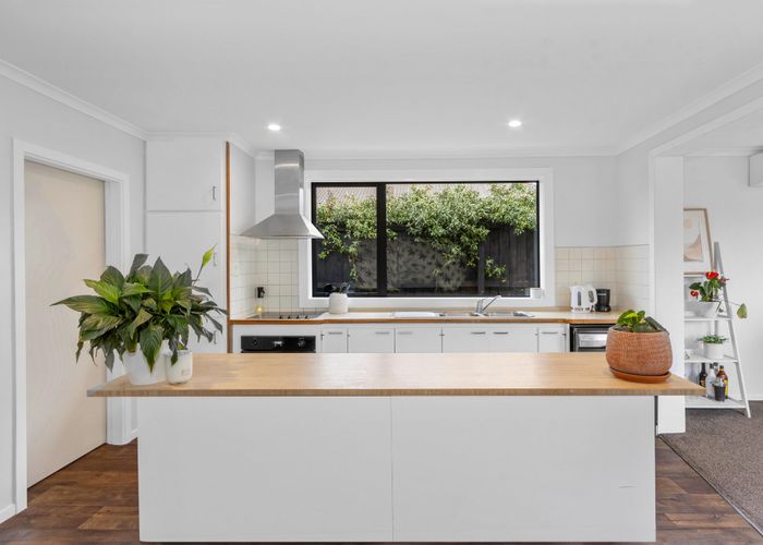  at 8 Blake Street, New Brighton, Christchurch