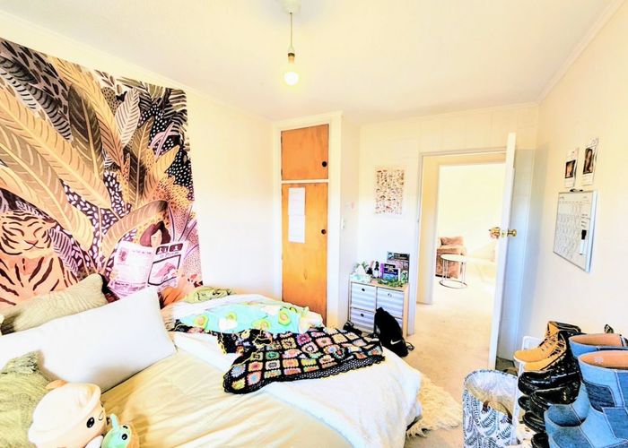  at 1/43 Brockworth Place, Riccarton, Christchurch City, Canterbury