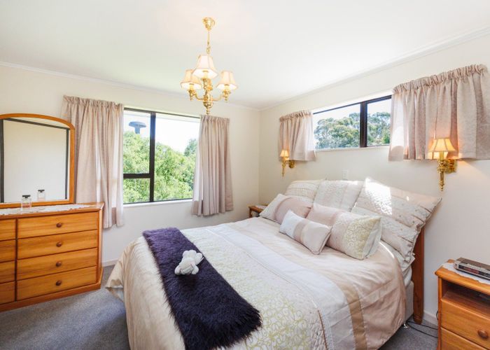  at 9 Hillgrove Place, Fitzherbert, Palmerston North