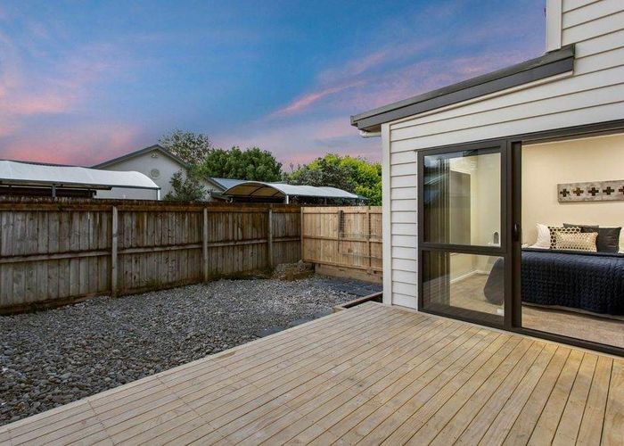  at 13 Millcroft Lane, Ranui, Auckland