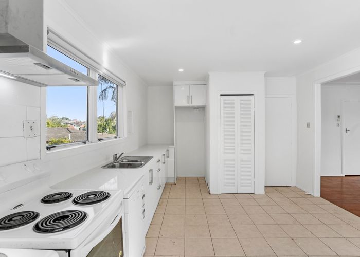 at 23 Carlton Street, Hillsborough, Auckland