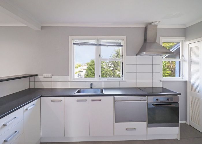  at 33 Victory Crescent, Tawa, Wellington, Wellington