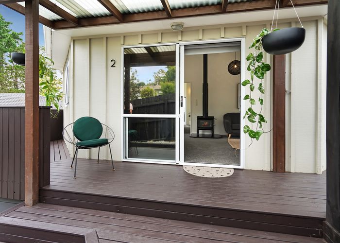  at 2 Hanui Place, Massey, Auckland