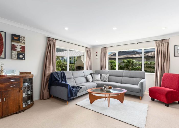  at 44 Hadley Wood Drive, Wattle Downs, Auckland