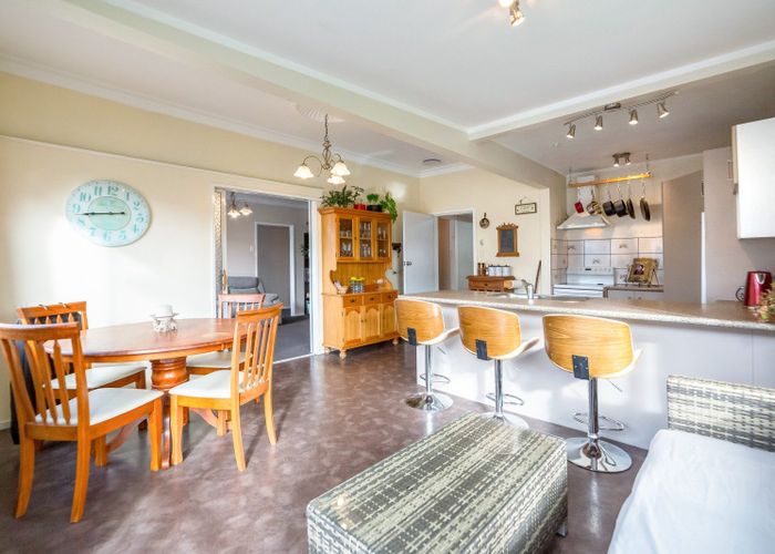  at 3307 State Highway 2, Clareville, Carterton