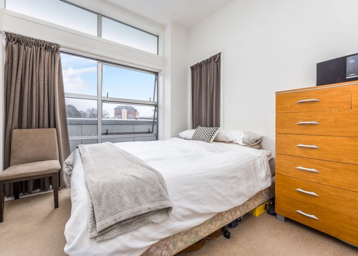  at 40/8 Clayton Street, Newmarket, Auckland