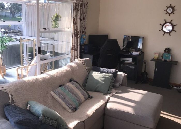  at 22A Oakland Avenue, Papatoetoe, Manukau City, Auckland