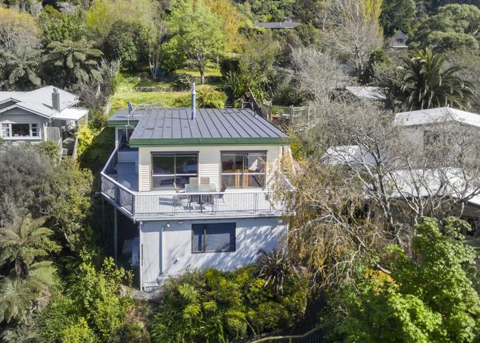  at 46 Pinehaven Road, Pinehaven, Upper Hutt