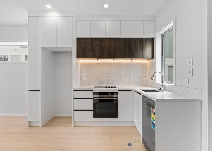  at 10B Clensmore Place, Torbay, North Shore City, Auckland