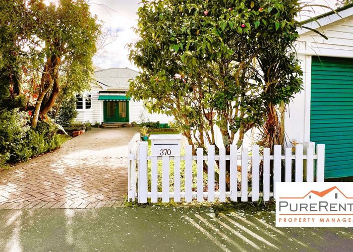 at 370 Karori Road, Karori, Wellington