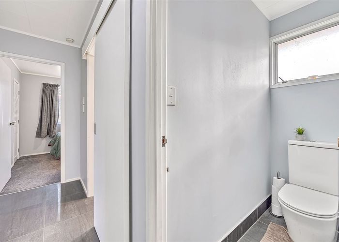  at 64 West Harbour Dr., West Harbour, Waitakere City, Auckland