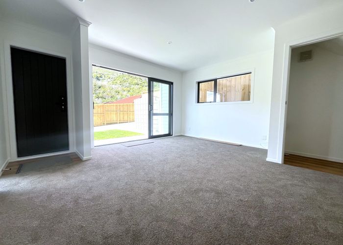  at 5a Mahoe Street, Tawa, Wellington, Wellington