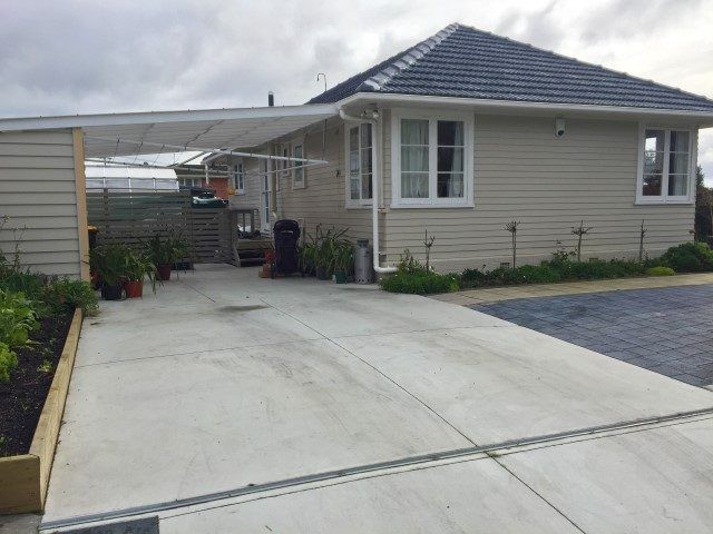  at 1 Ward Crescent, Te Atatu Peninsula, Waitakere City, Auckland