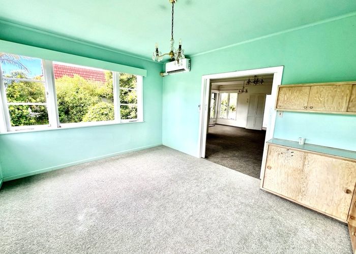  at 16 Sale Street, Cockle Bay, Auckland