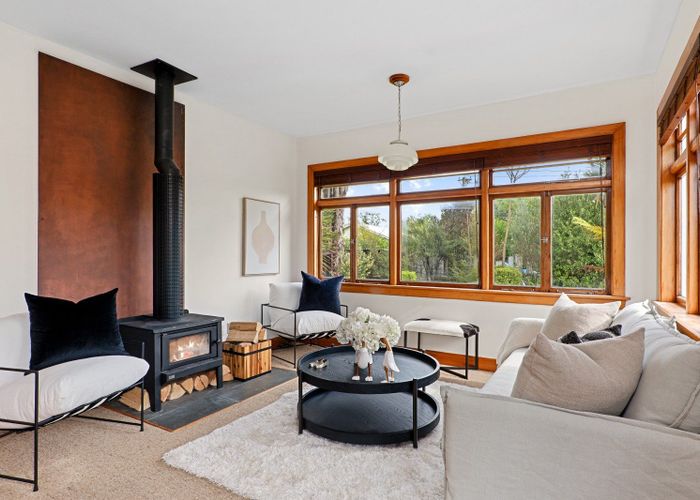  at 9 Reeves Road, Opawa, Christchurch City, Canterbury