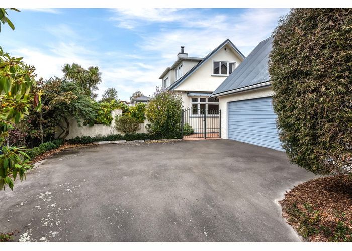  at 8 Kauri Street, Riccarton, Christchurch