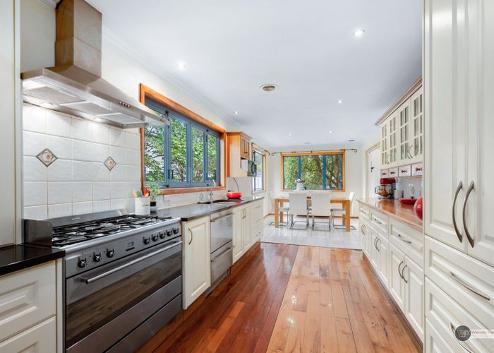 For sale 41 Poole Crescent, Wainuiomata, Lower Hutt, Wellington