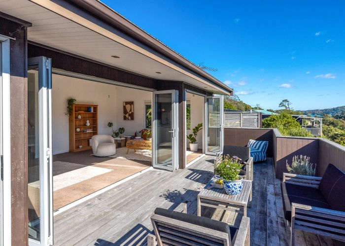  at 27 Ocean Road, Surfdale, Waiheke Island, Auckland