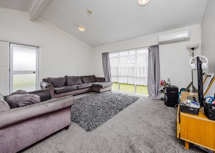  at 1/20 Solveig Place, Randwick Park, Manukau City, Auckland