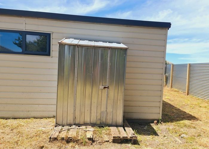  at 16 Avon Terrace, Roslyn, Palmerston North, Manawatu / Whanganui