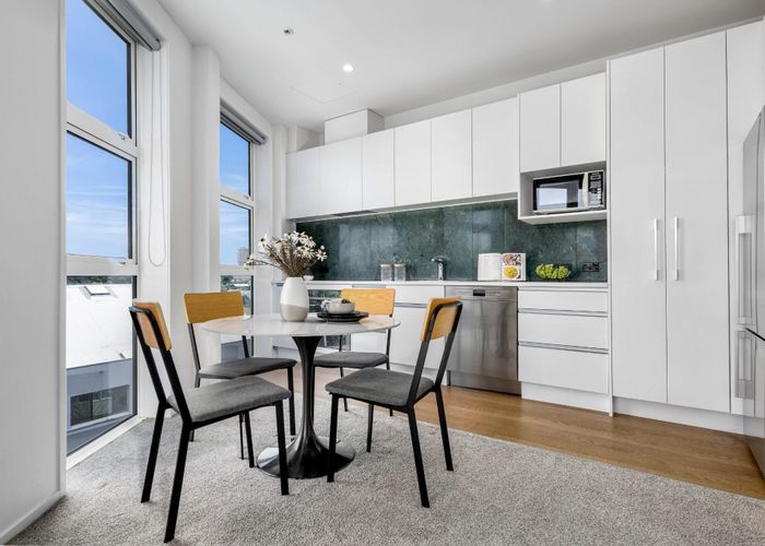  at 302/246 Khyber Pass Road, Newmarket, Auckland City, Auckland