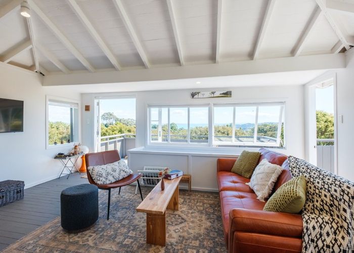  at 1 Gulf Place, Palm Beach, Waiheke Island