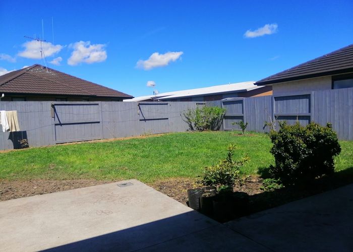  at 5 Vanquish Place, Flagstaff, Hamilton, Waikato