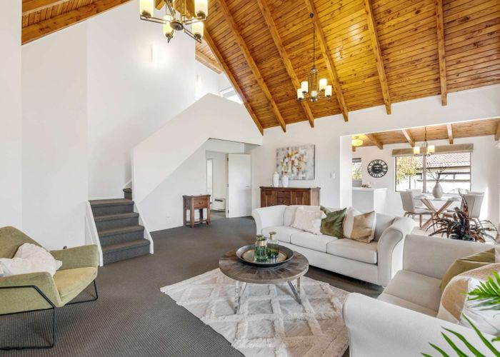  at 92 Hutchinsons Road, Bucklands Beach, Manukau City, Auckland