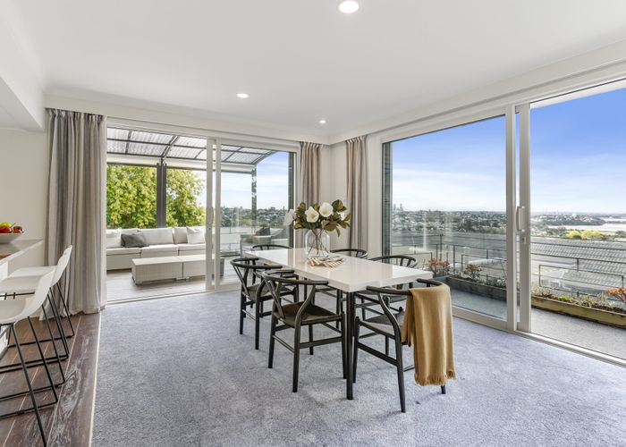  at 4/28 Victoria Avenue, Remuera, Auckland