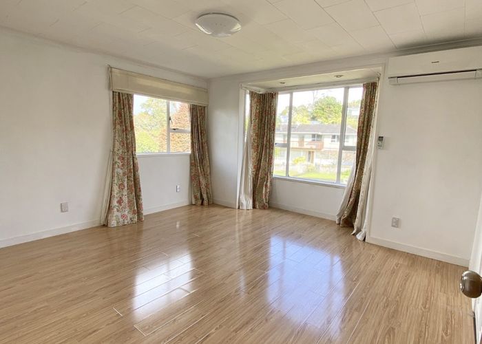  at 21 Sequoia Place, Sunnynook, North Shore City, Auckland