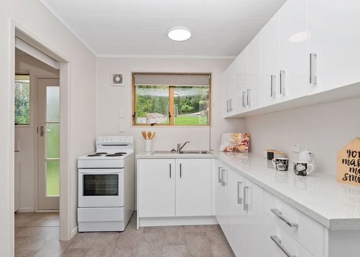  at 19A Kemp Road, Massey, Waitakere City, Auckland