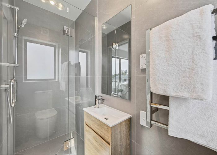  at 1/40, 2/40 & Jillian Drive, Ranui, Waitakere City, Auckland