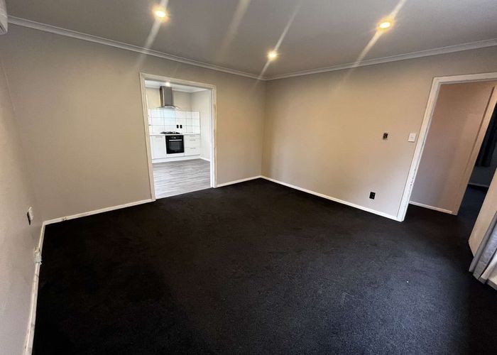  at 1/120 Wainuiomata Road, Wainuiomata, Lower Hutt, Wellington
