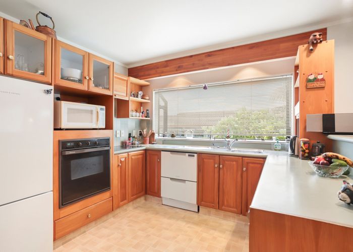  at 10 Sylvania Crescent, Lynfield, Auckland