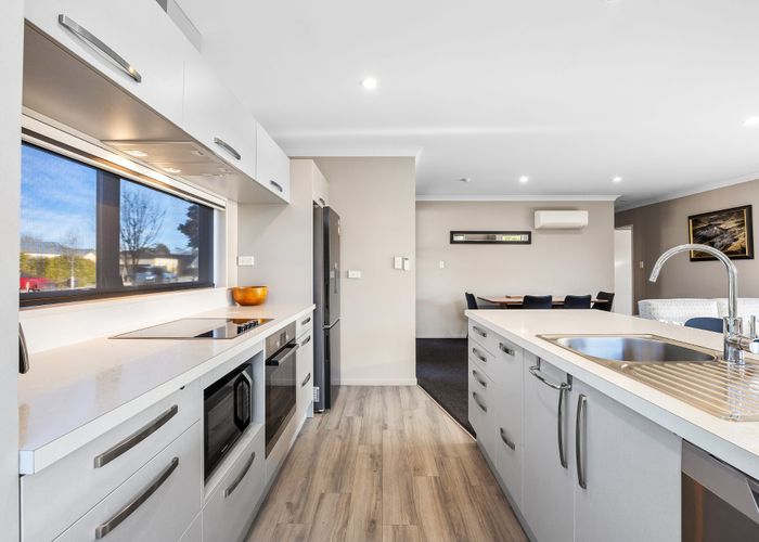  at 1/24 Wairakei Road, Strowan, Christchurch City, Canterbury
