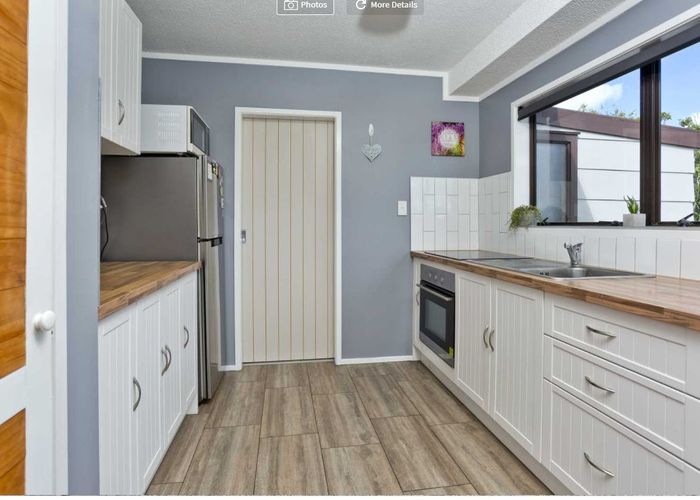  at 2/38 Birkdale Road, Birkdale, Auckland