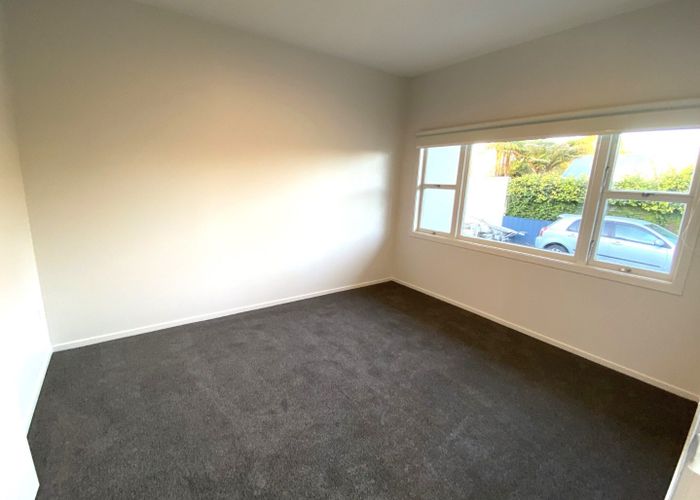  at 2/493A DEVONPORT ROAD, Avenues, Tauranga, Bay Of Plenty