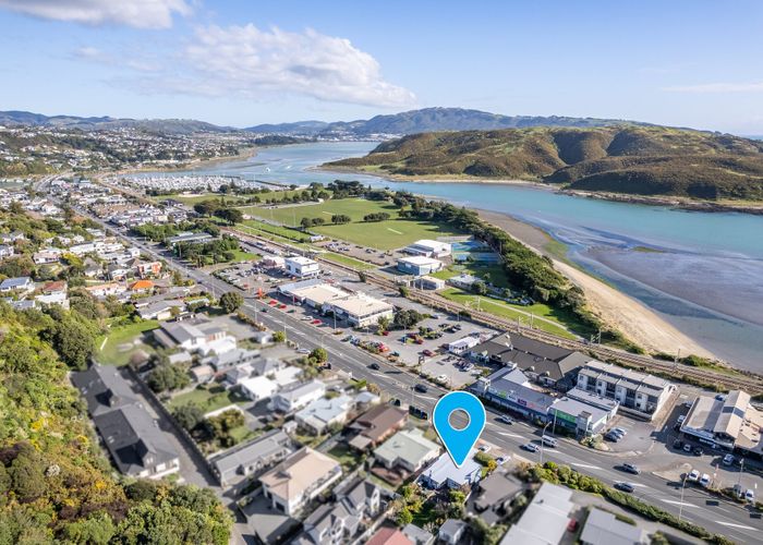  at 126 Mana Esplanade, Paremata, Porirua, Wellington