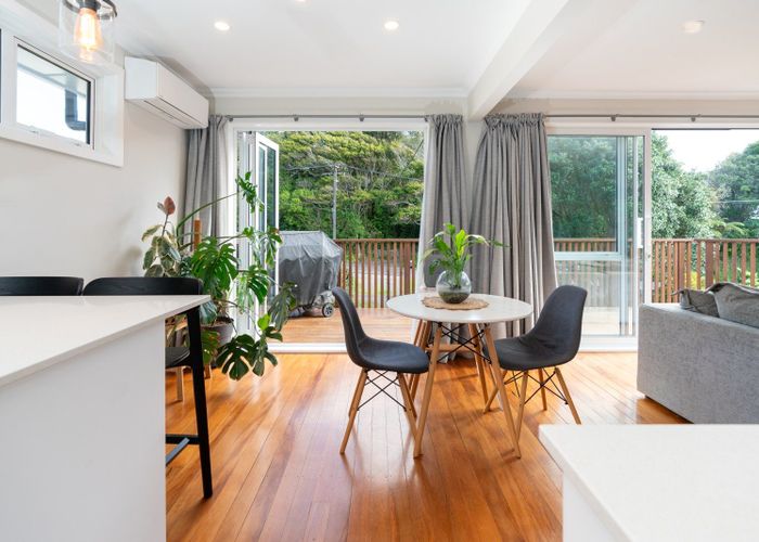  at 24 Mahoe Street, Tawa, Wellington