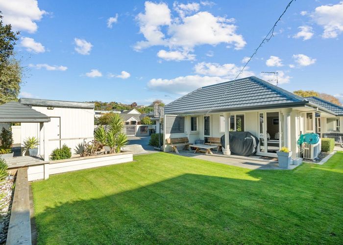  at 4 Croftfield Place, Westmorland, Christchurch